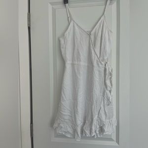 white wrap dress from Hollister